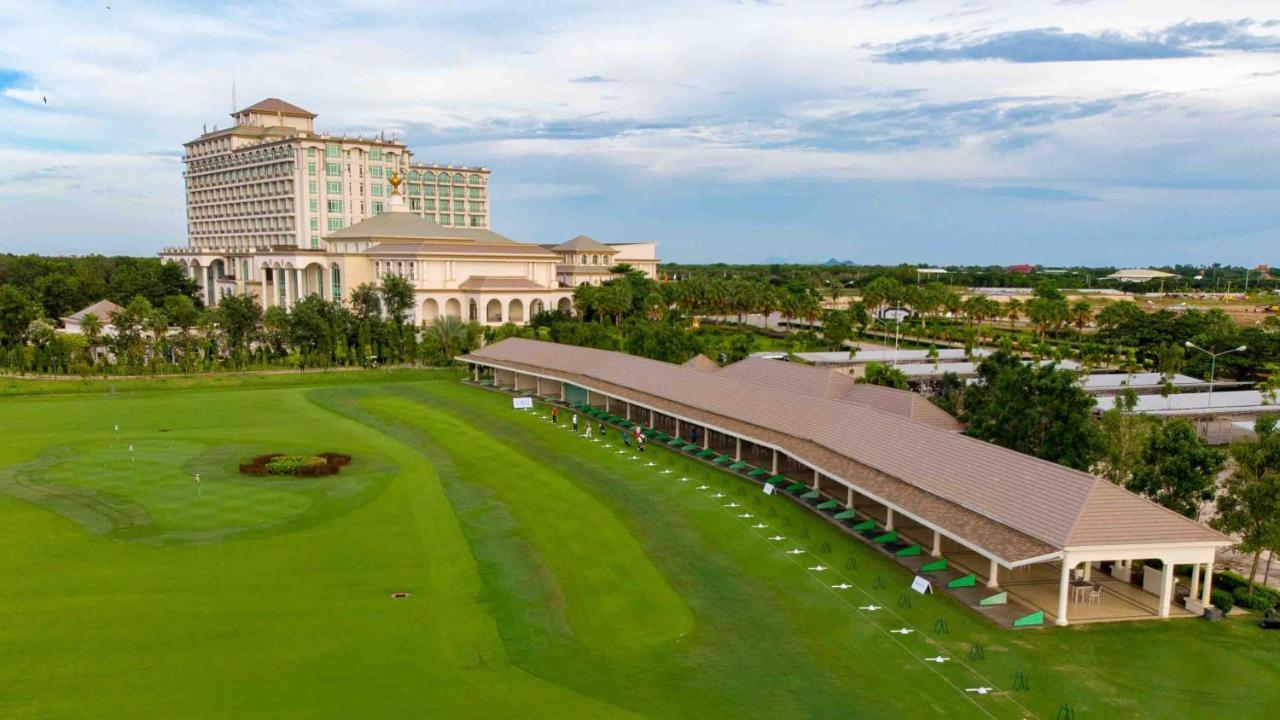 Garden City Hotel Phnom Penh Exterior foto